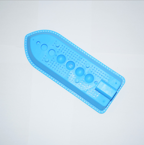 โครงเรือพลาสติก