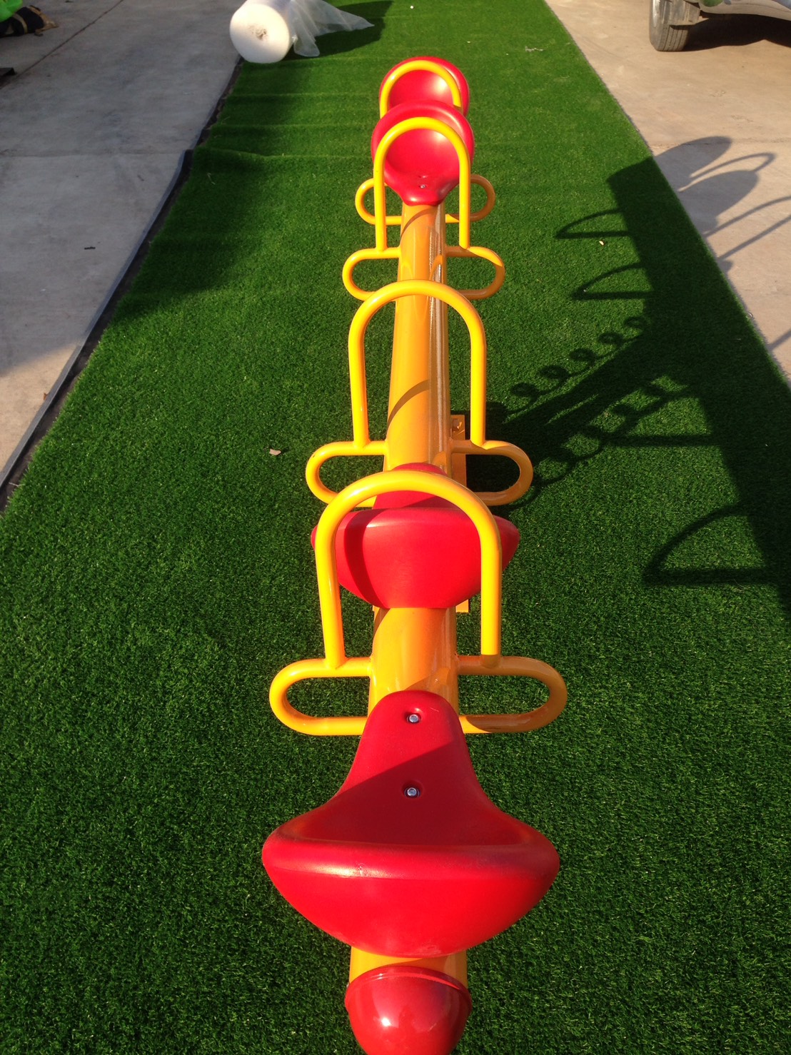 ไม้กระดกสปริง 4 ที่นั่ง สีเหลือง