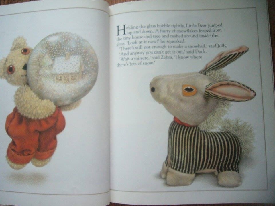 (4แถม4) Jolly Snow (Old Bear and Friends) by Jane Hissey ราคา 95