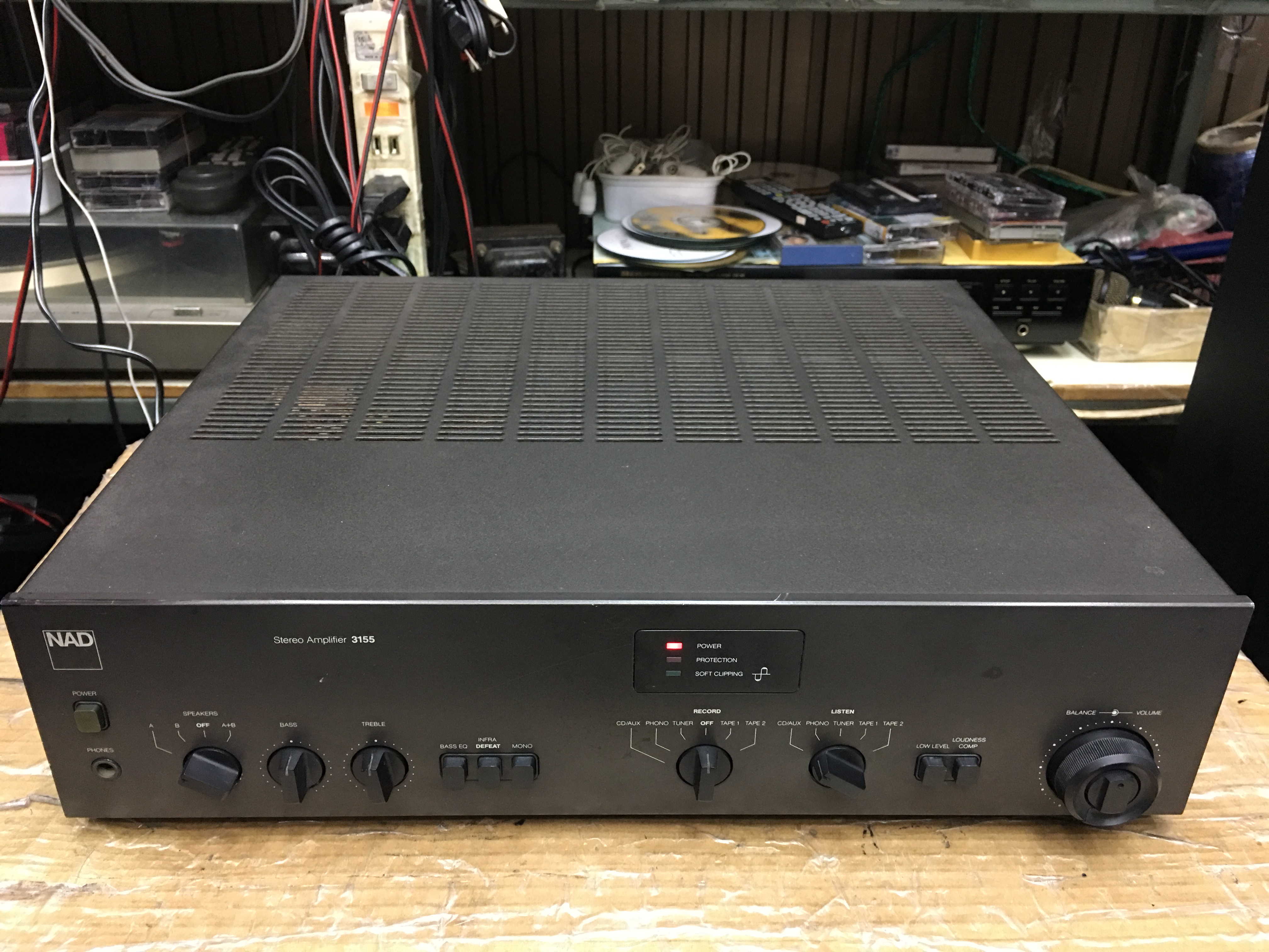 NAD 3155 Stereo Integrated Amplifier