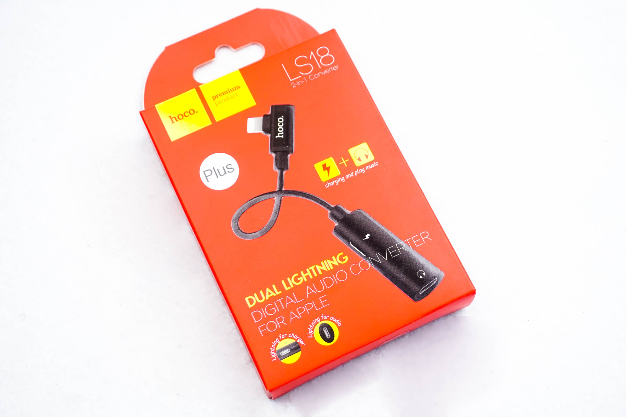 hoco LS18 Dual Lightning Digital Audio Converter for Lightning (สายต่อไอโฟนสำหรับชาร์จฟังเพลงพร้อมกัน)