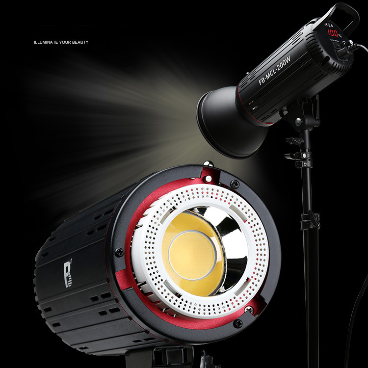 ไฟสตูดิโอ ยี่ห้อ FB 150W/200W 5600K Bowen Mount สำหรับถ่ายภาพ/ถ่ายวีดีโอ (ไม่รวมขาตั้งและSoftbox)