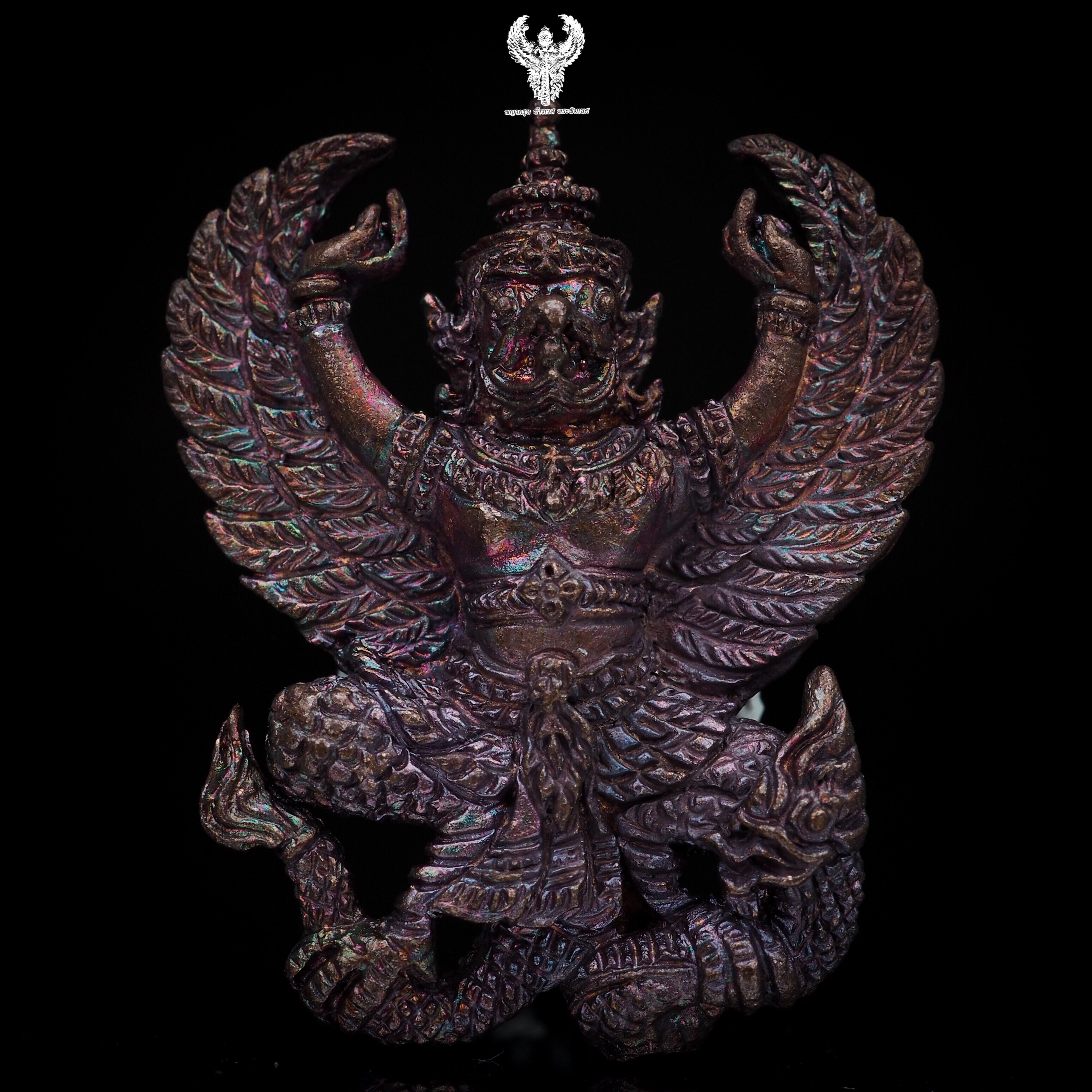 ครุฑหลวงพ่อคูณ “รุ่นพญา ครุฑเศรษฐี” เนื้อทองแดงผิวรุ้ง หมายเลข 5181