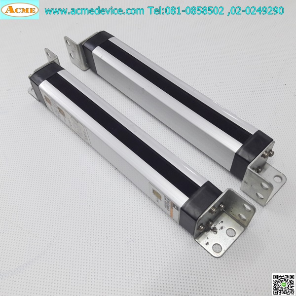 Area Sensor Omron รุ่น F3W-C044-L + F3W-C044-D, ยาว 200 mm, ระยะ 5 M, (สินค้ามือสอง)