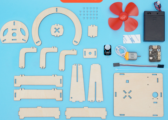 พัดลมอัตโนมัติทำงานเมื่อเดินผ่าน