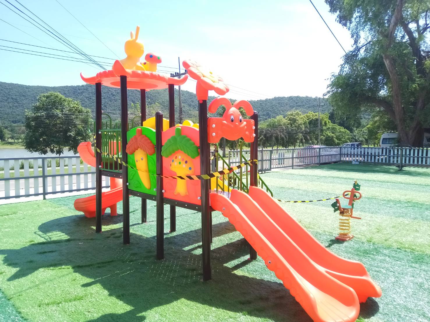 เครื่องเล่นสนาม ชุด แรบบิทซุปเปอร์สไลด์ เครื่องเล่นหลากสี