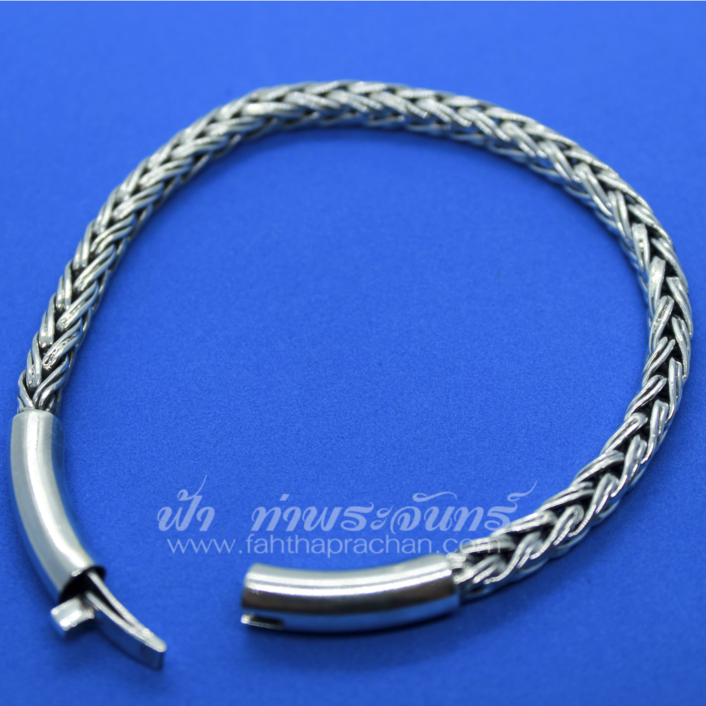 กำไลข้อมือเงินแท้ ลายเปีย รมดำ