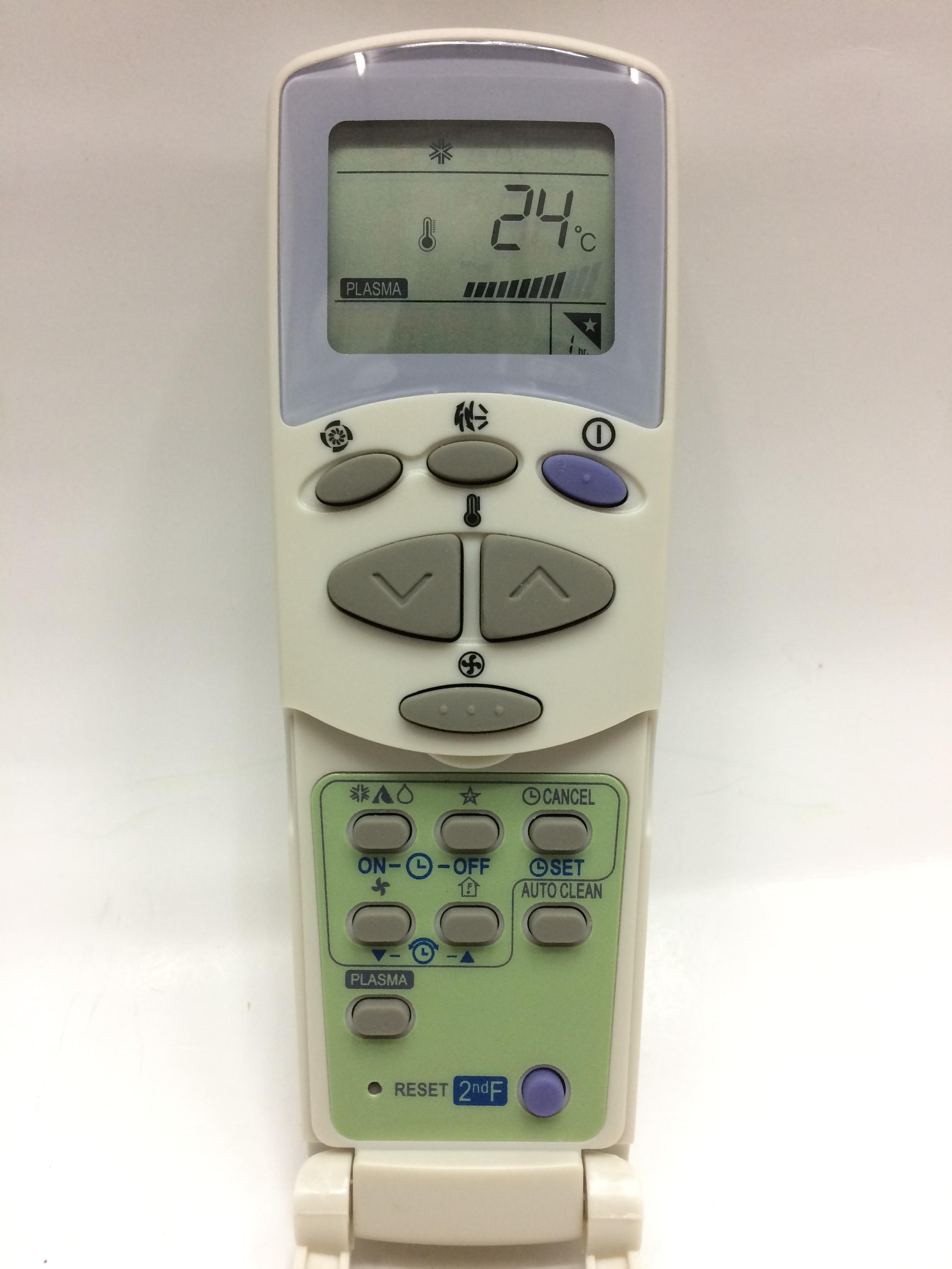 รีโมทแอร์ LG รุ่นฝาพับตัวใหญ่ ปุ่มสีน้ำเงิน