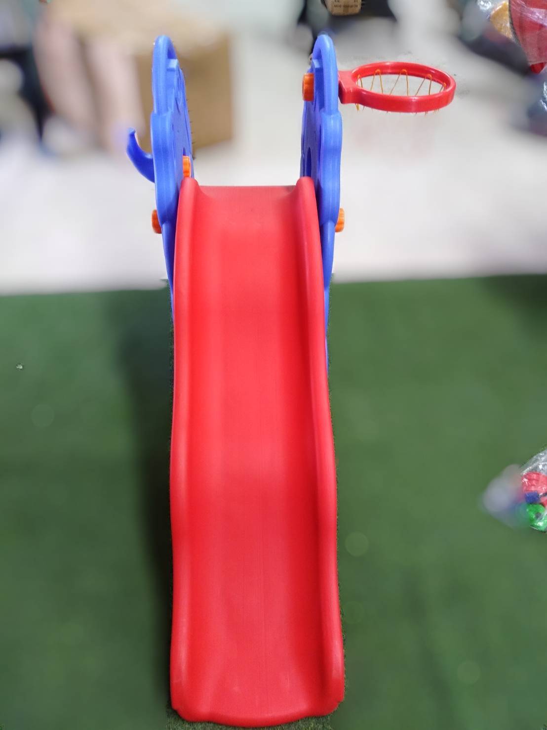 สไลด์เดอร์ช้างน้อย