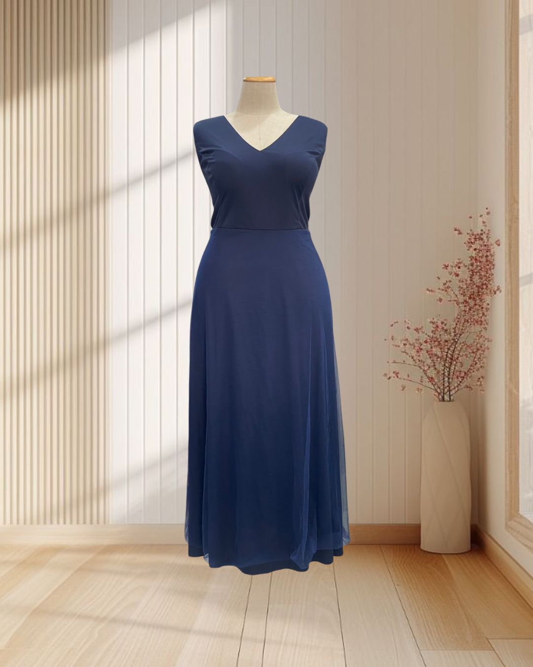 (PRE-LOVED) ราตรียาวสีกรม กระโปรงผ้ามุ้ง พร้อมเสื้อคลุมผ้าลูกไม้ ไซส์ 12XL