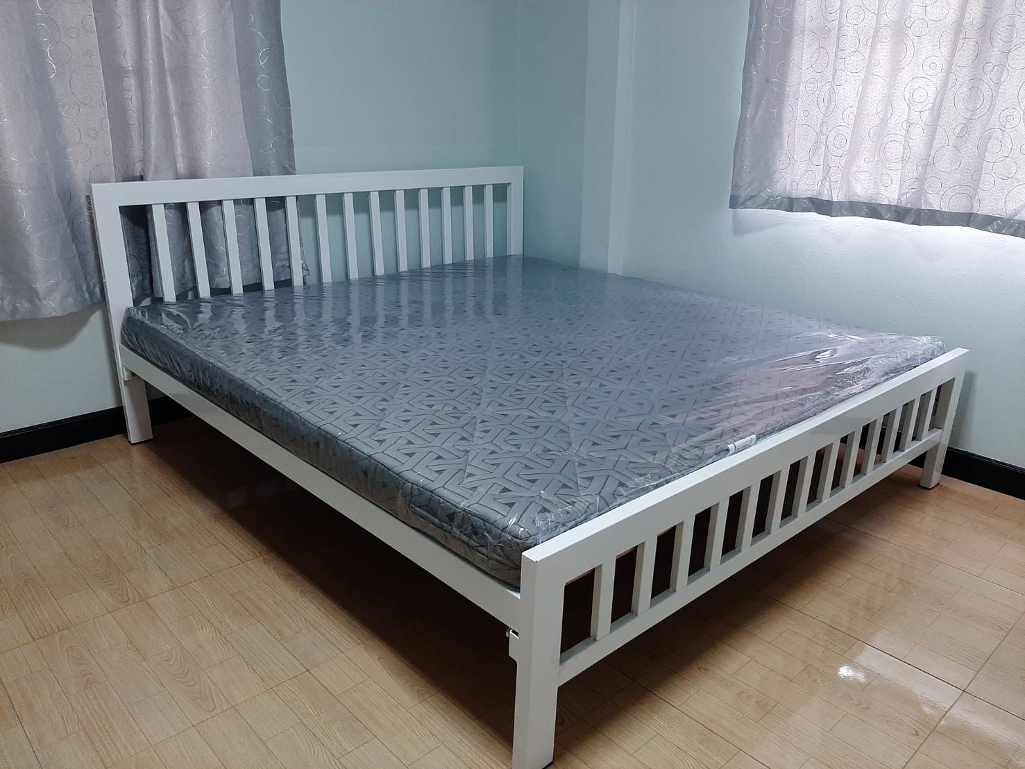 เตียงเหล็กกล่องพร้อมที่นอนยางพารา เตียงเหล็กกล่องคู่ที่นอน