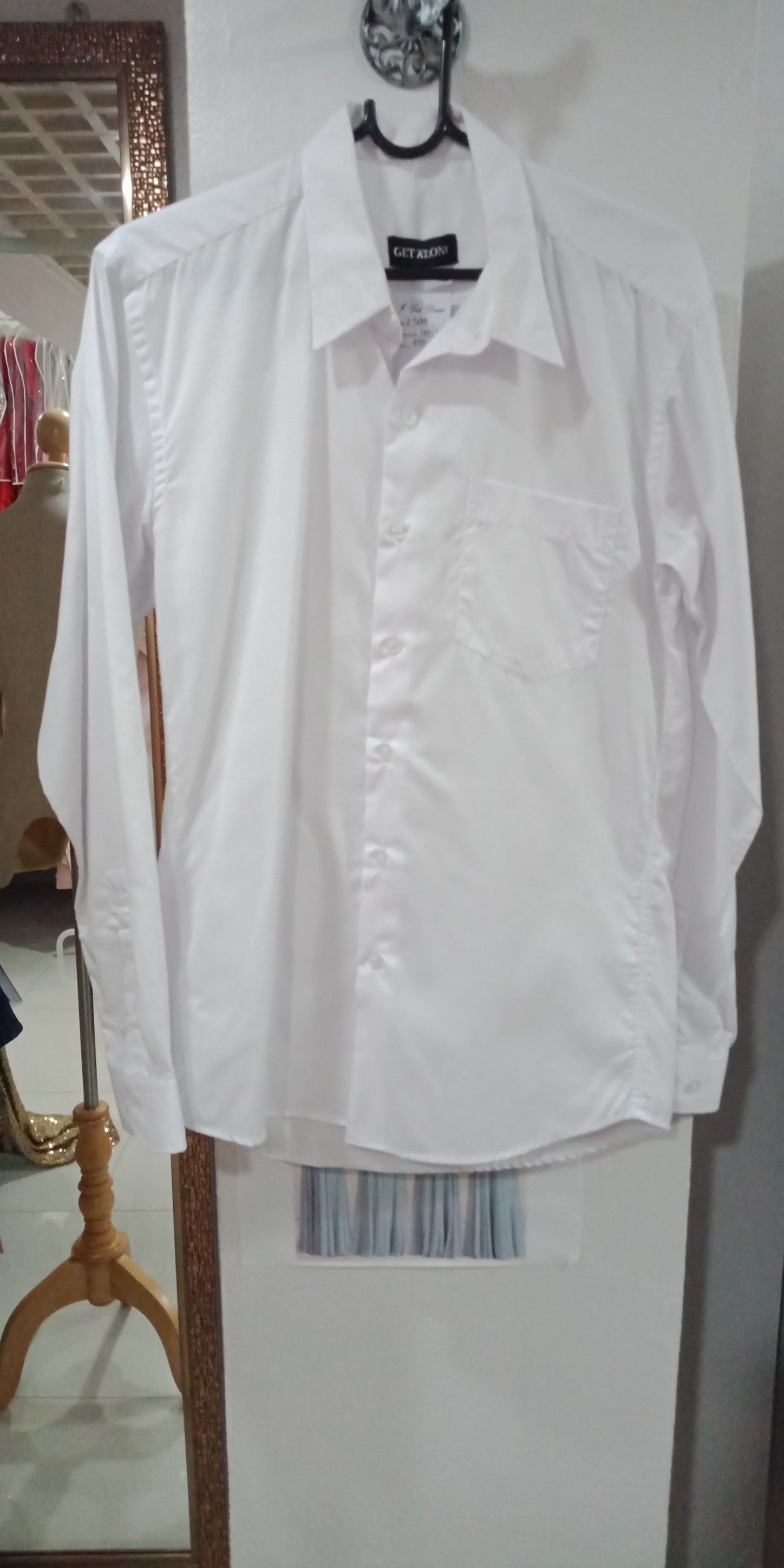 เสื้อเชิตสีขาวแขนยาว ไซส์M