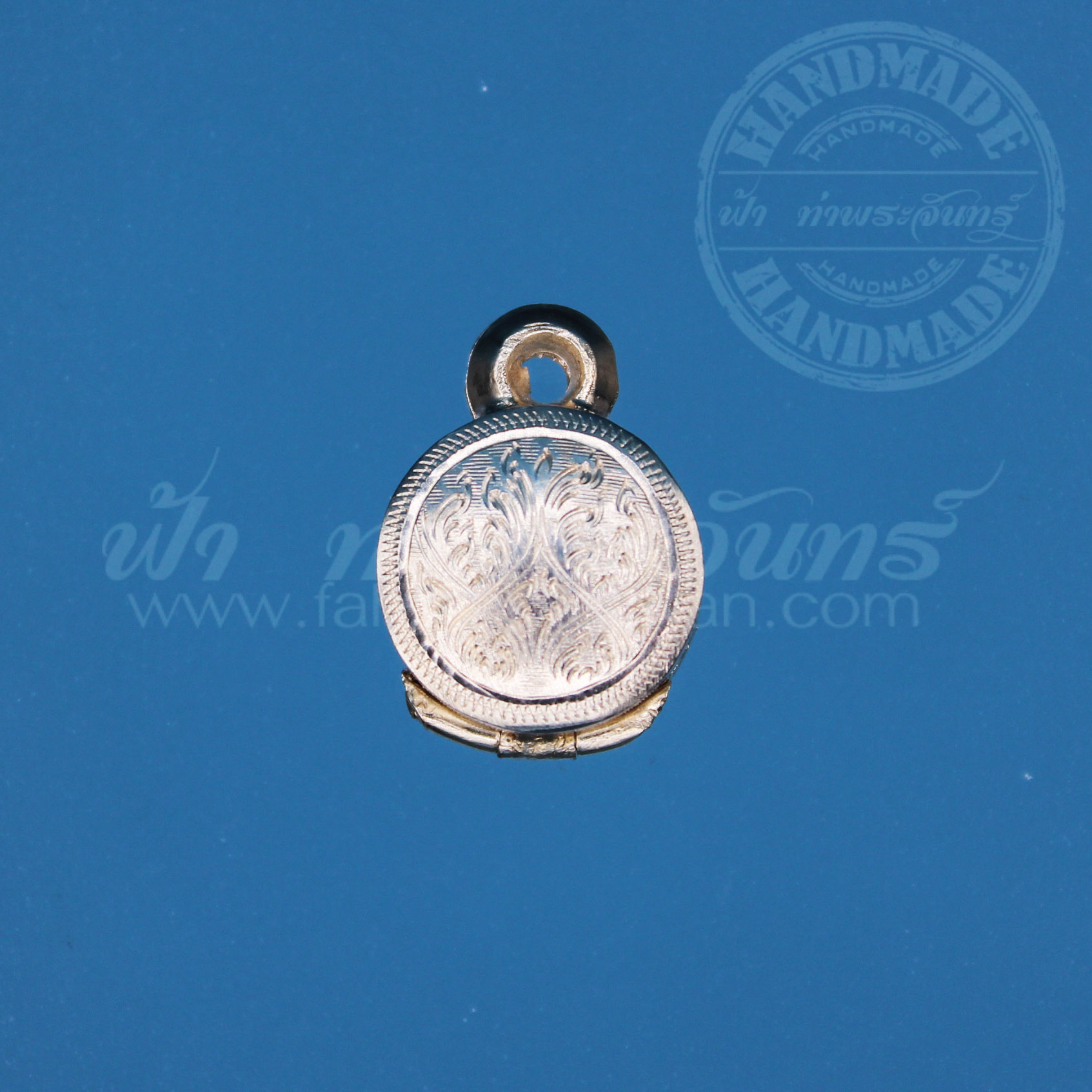 ตลับเหรียญกลม ปิดหลัง เงินแกะลาย 92.5%