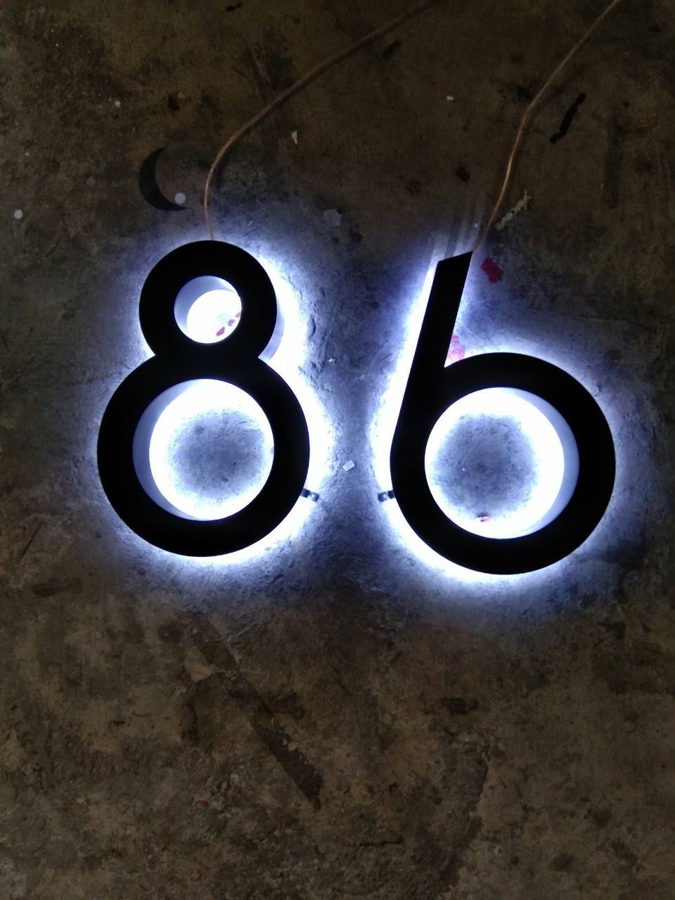 งานป้ายบ้านเลขที่ไฟออกหลัง 86