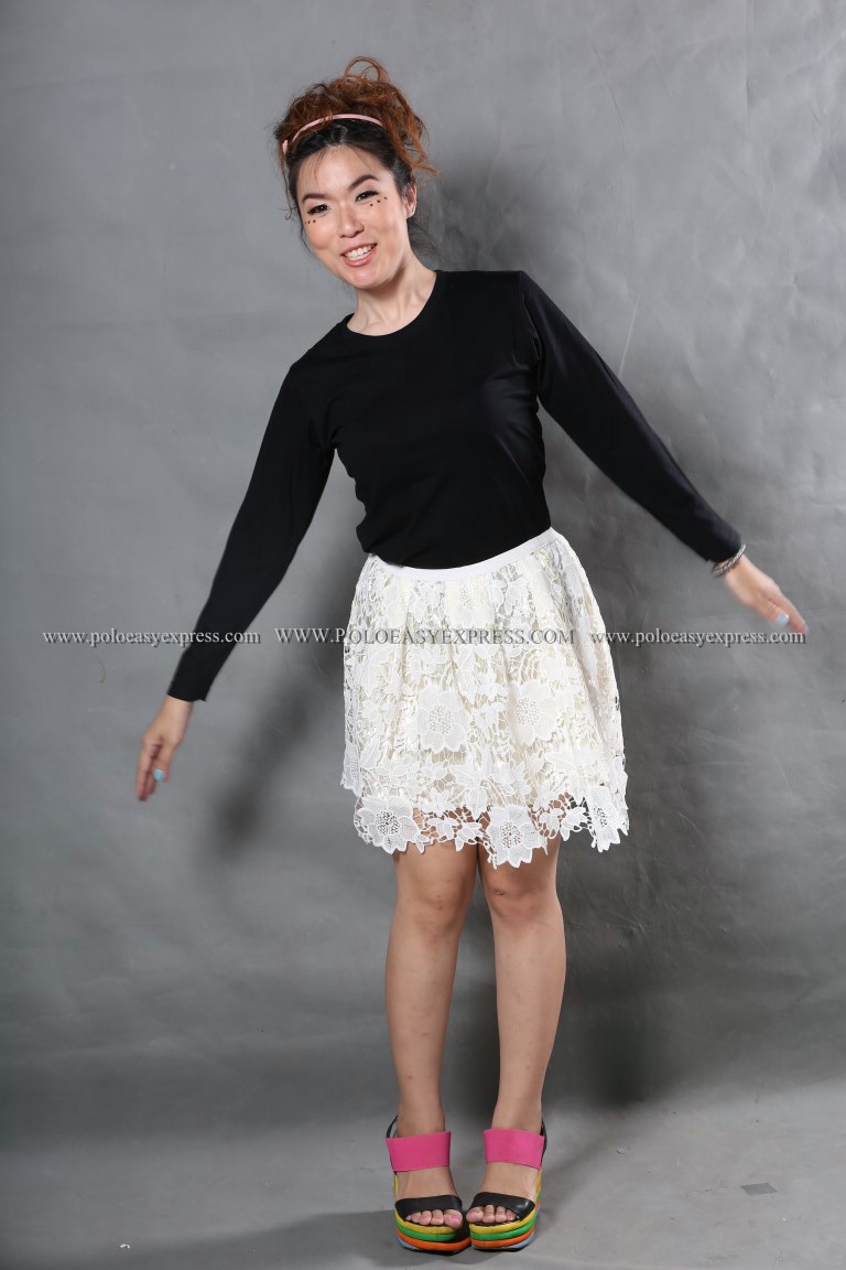 เสื้อยืด สีดำ คอกลม แขนยาว Size M