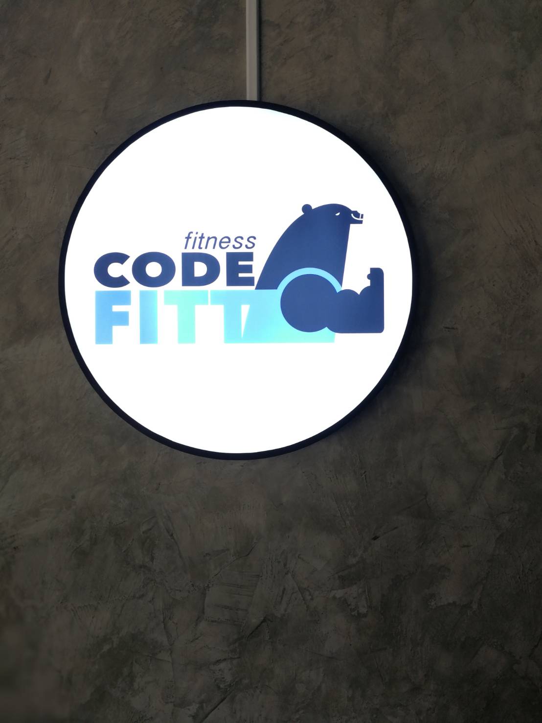 กล่องไฟวงกลม fitness CODE FITT ติดตั้งป้ายถนนสุคนธสวัสดิ์ ลาดพร้าว