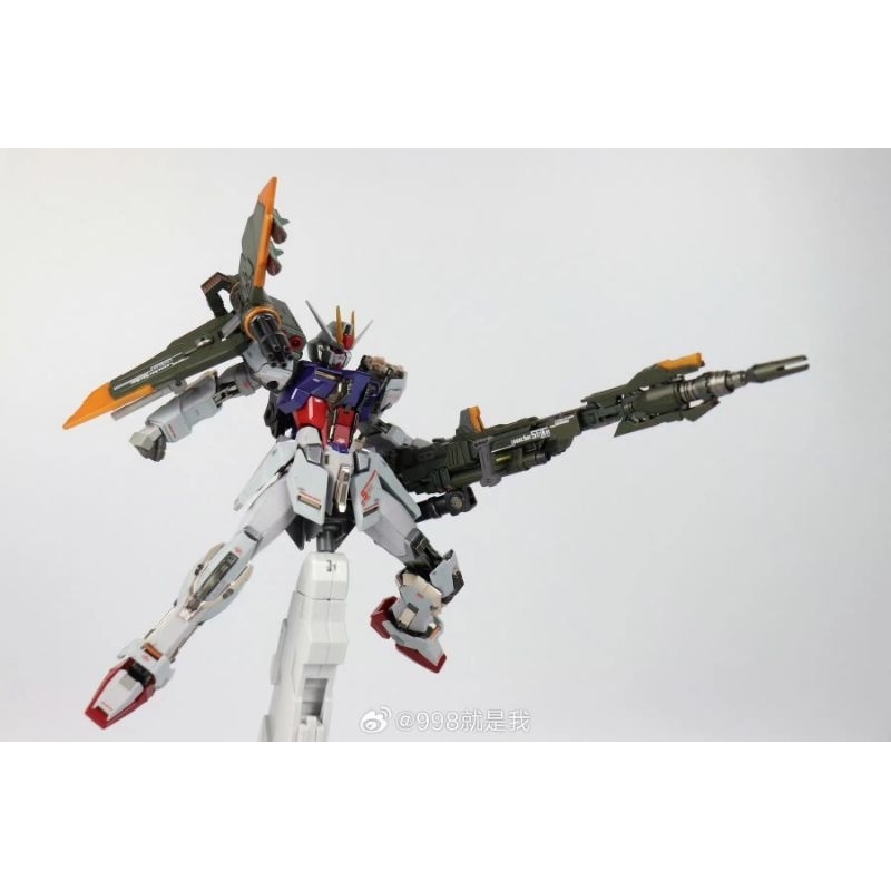 MG 1/100 LAUNCHER & SWORD STRIKE VER MB 8829 DABAN หุ่นประกอบจีน ค่าย Daban