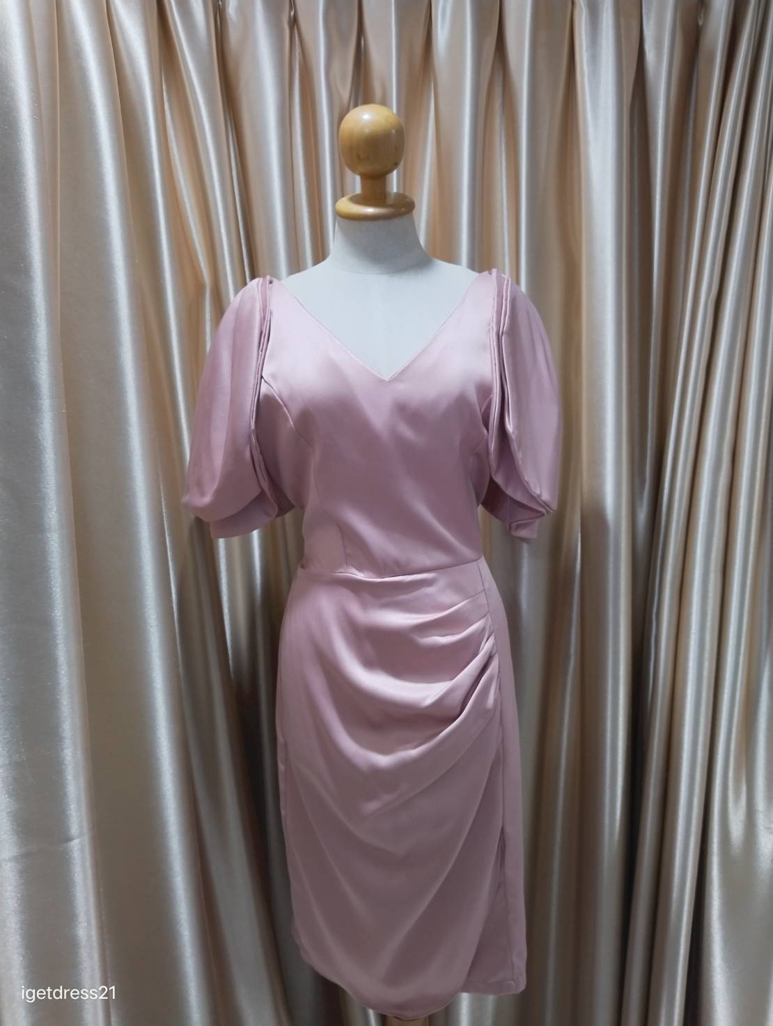 ราตรีสั้นมีแขนปก 2 ชั้น สีชมพู (XL)