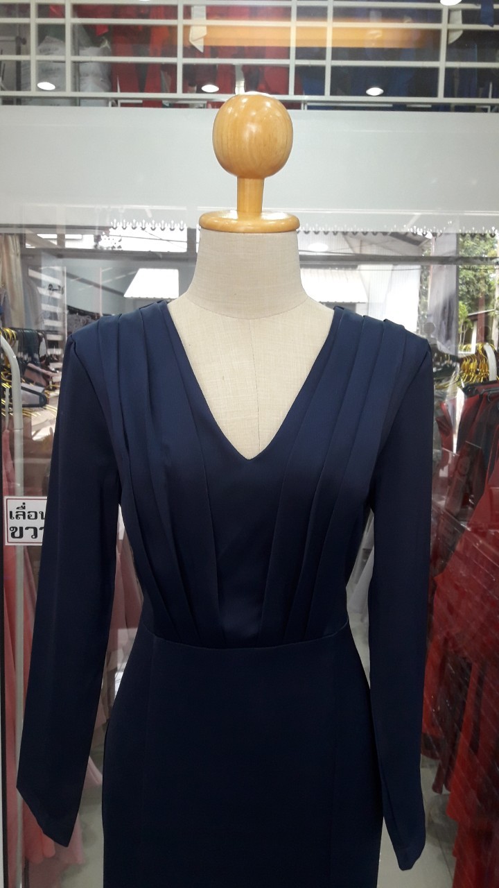 (PRE-LOVED) ราตรียาวกรมแขนยาว (L)