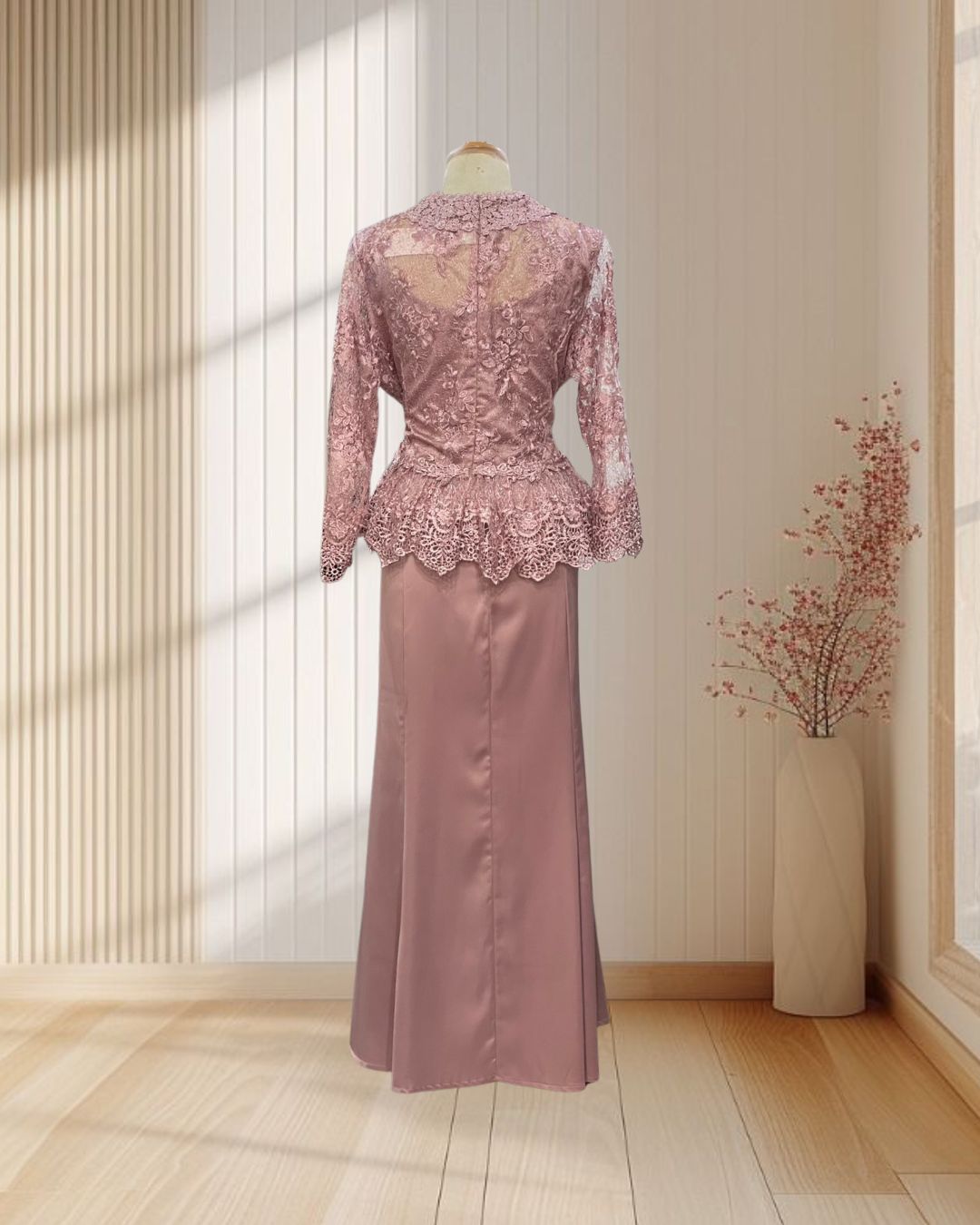 (PRE-LOVED) ชุดคุณแม่สีชมพู ผ้าลูกไม้ +กระโปรงผ้าเครป ไซส์ XL