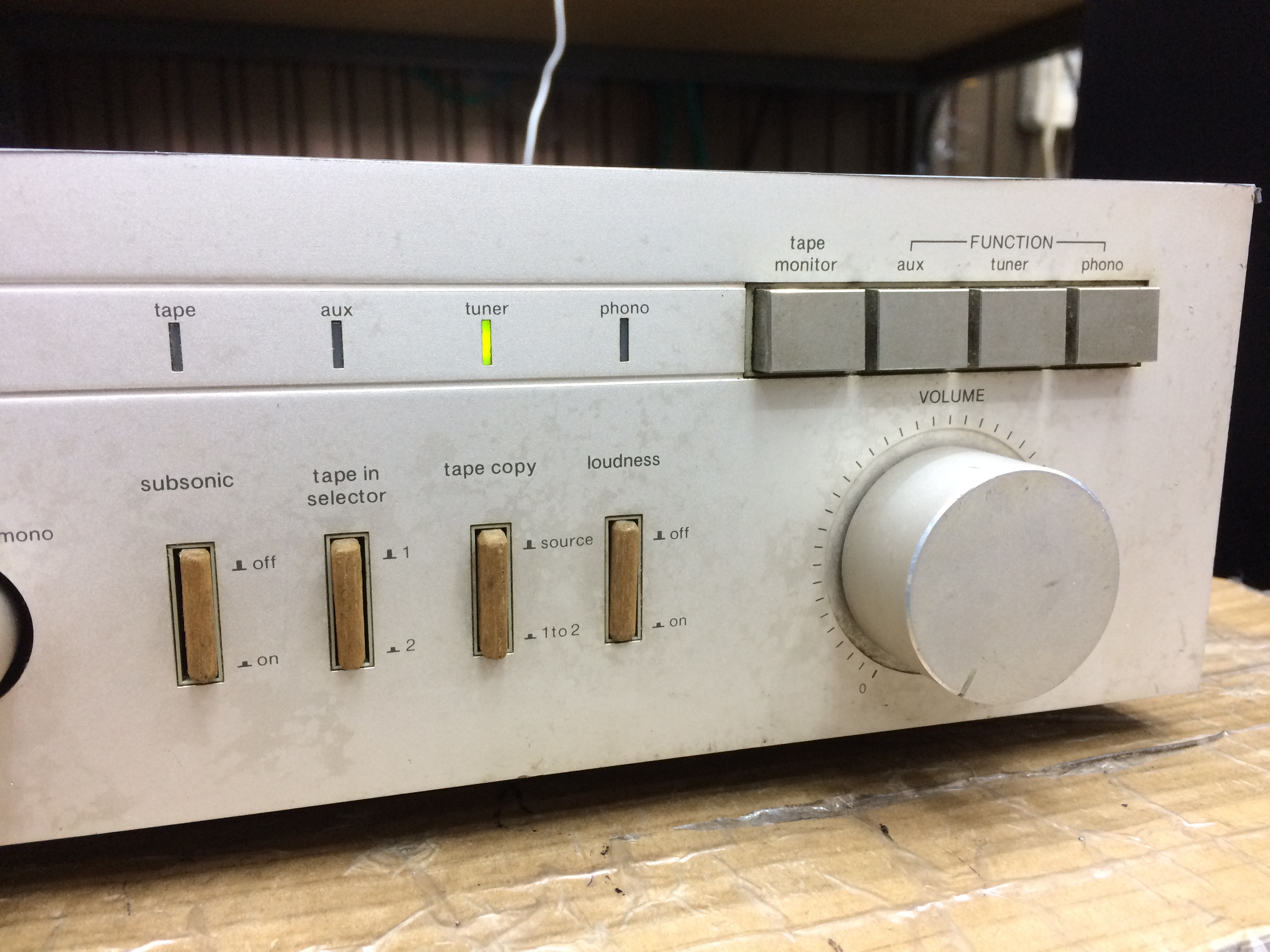 Harman Kardon PM640 Hi-Current Capability Integrated Amplifier