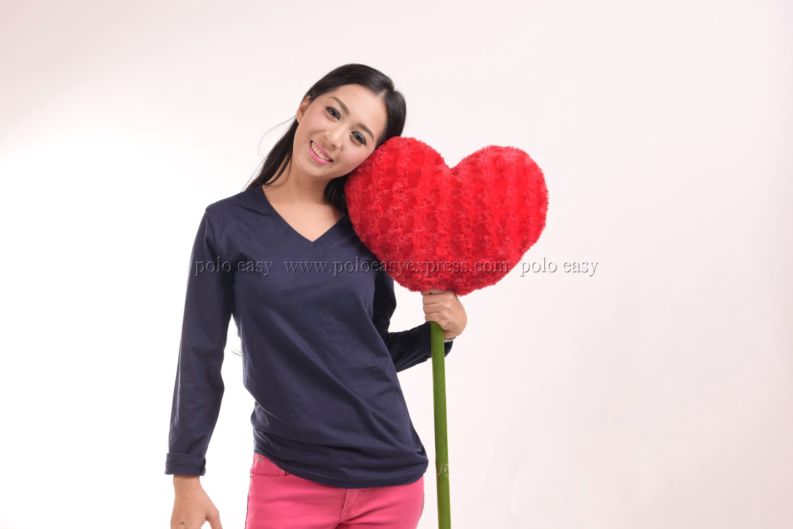 เสื้อยืด สีกรมท่า คอวี แขนยาว Size XL