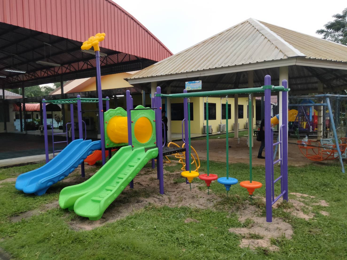 เครื่องเล่นสนาม ชุด สองสไลด์บาร์โหน เครื่องเล่นเสริมสุขภาพ