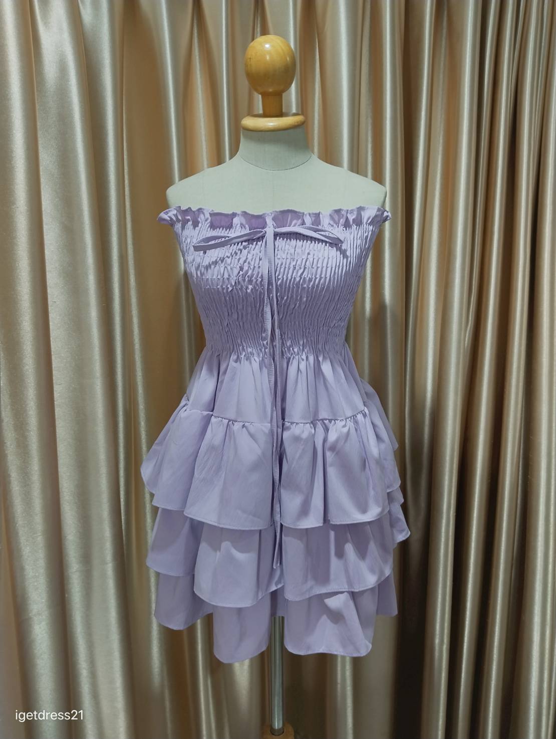 เดรสเกาะอกสม้อคกระโปรงชั้น สีม่วง F