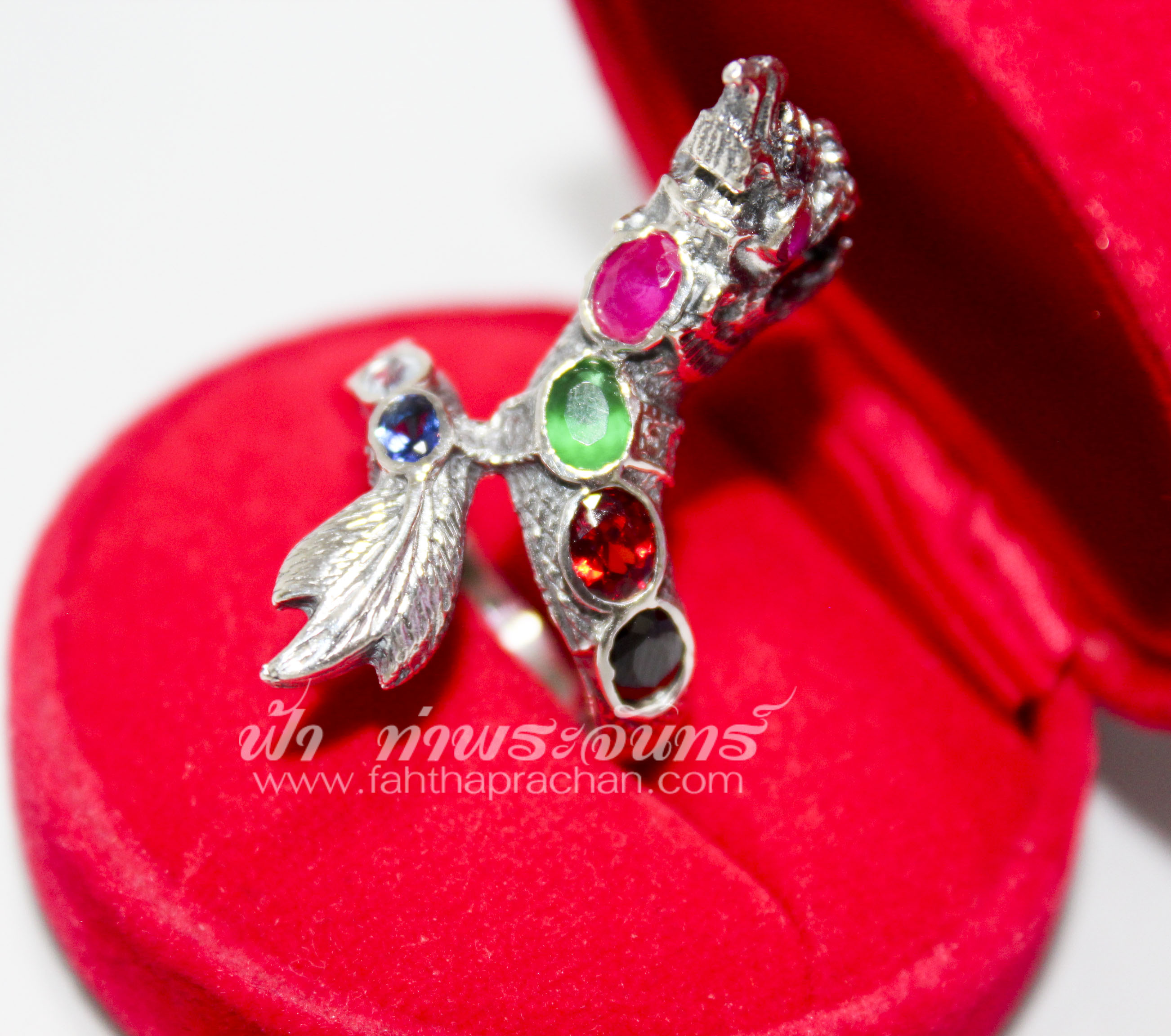 แหวนลายหัวพญานาค เงิน หัวเล็ก ฝังพลอย