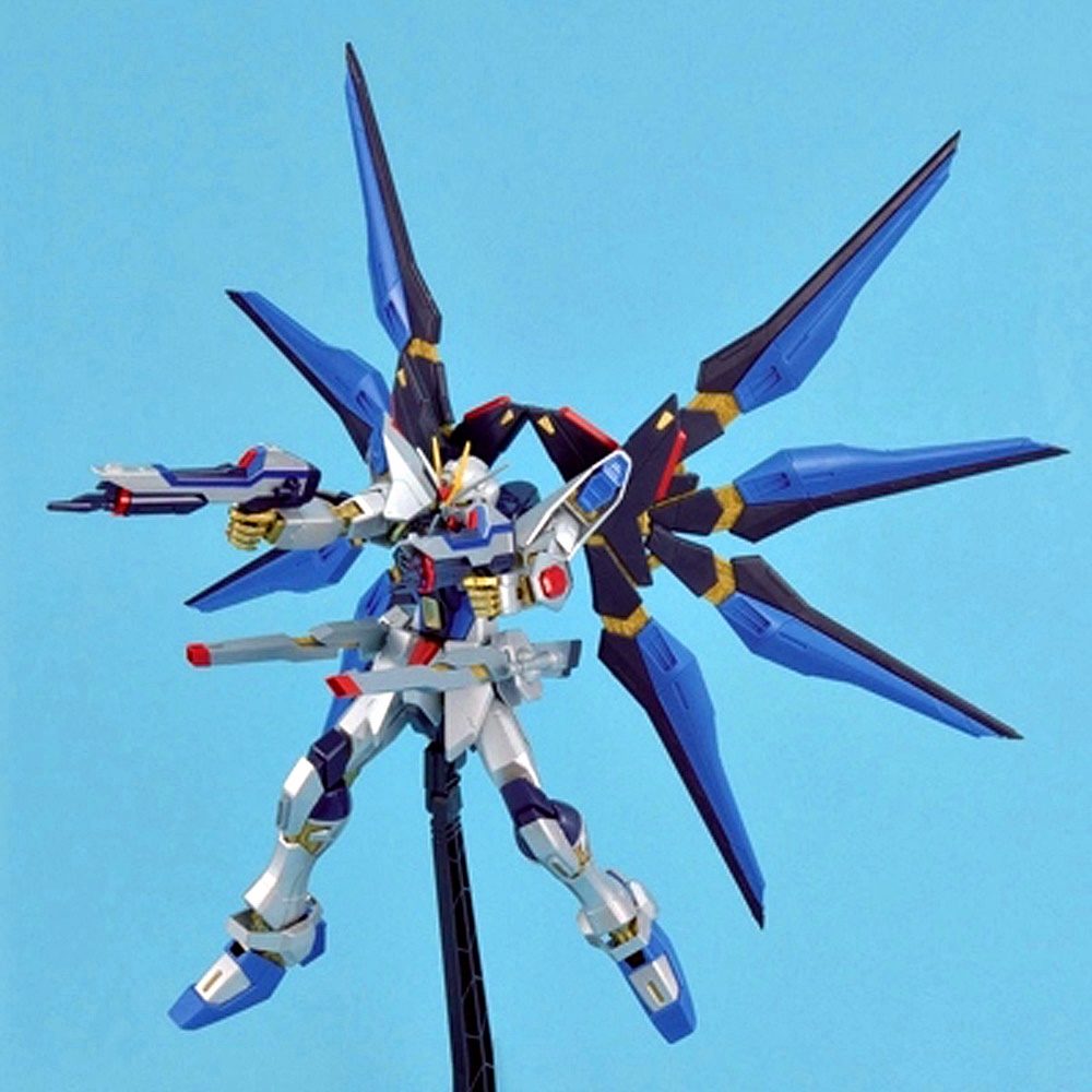 BANDAI MG 1/100 STRIKE FREEDOM GUNDAM EXTRA FINISH VERSION สไตร์ค ฟรีดอม กันดั้ม EXF โมเดล กันดั้ม กันพลา PS TOYLAND