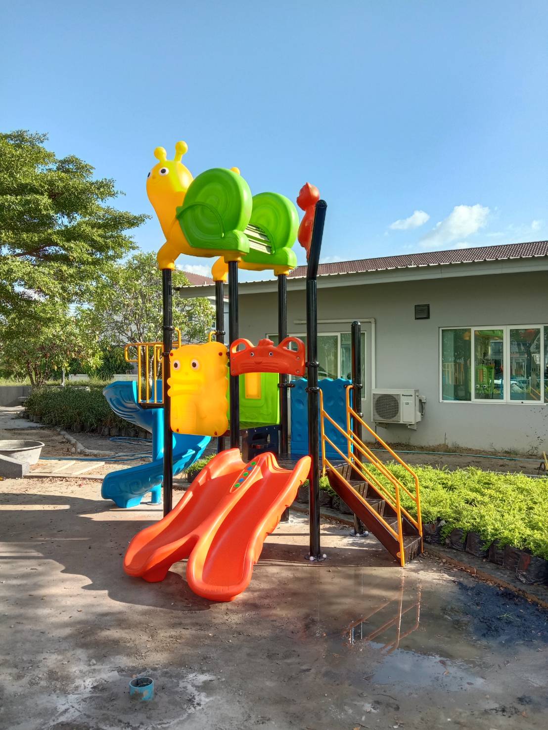 เครื่องเล่นสนาม ชุด หอยทากและลิง เครื่องเล่นแสนสนุก