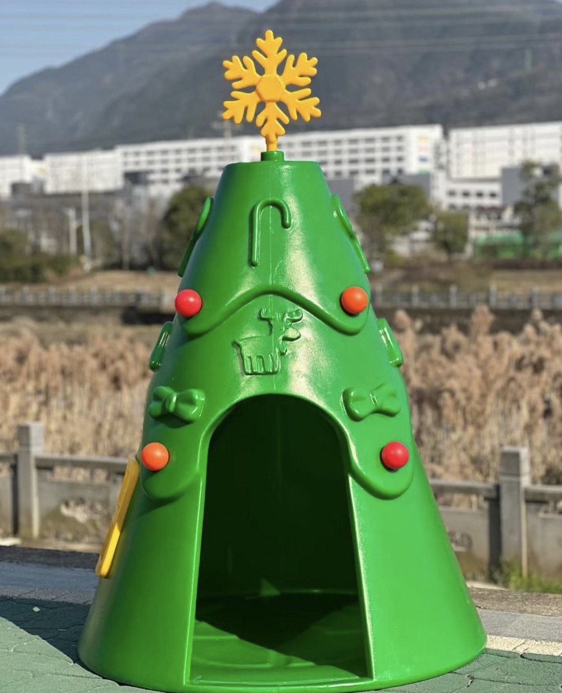 บ้านน้อย ต้นคริสต์มาสหรรษา Christmas