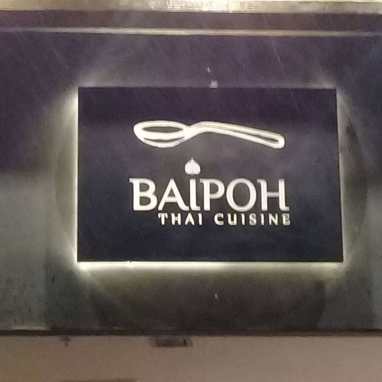 ป้ายไดคัท ติดไฟledออกหลัง #BAIPOH ติดตั้งป้ายสุขุมวิท