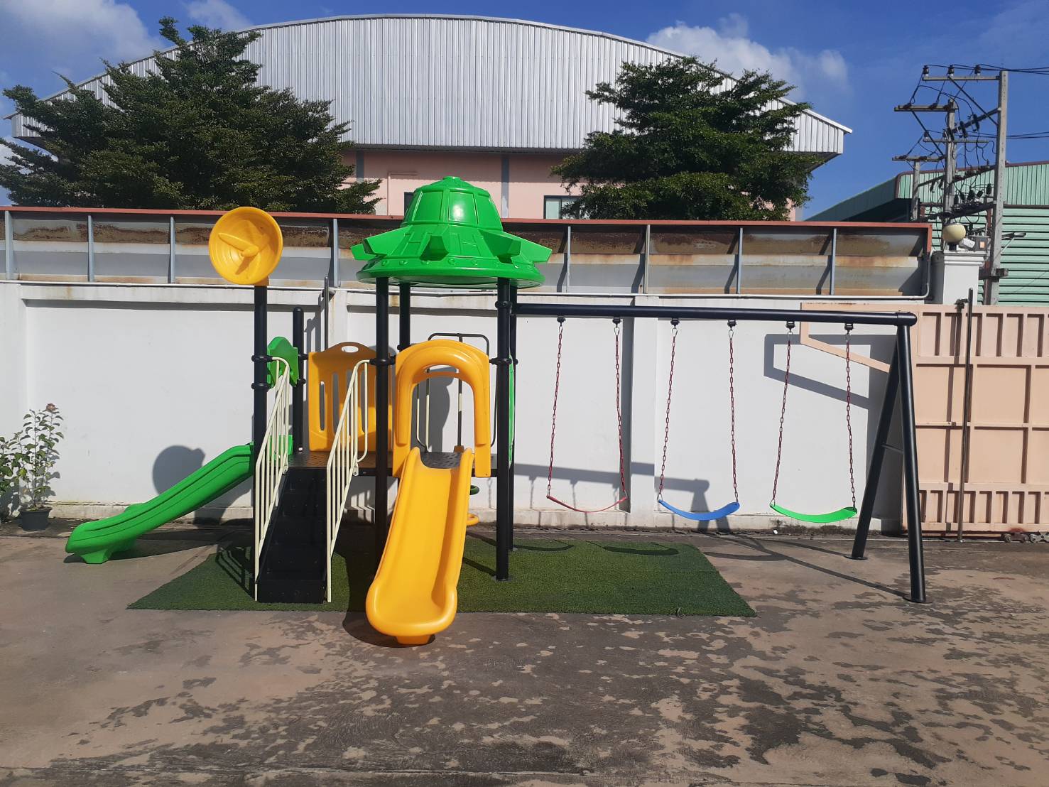 เครื่องเล่นสนามกลางแจ้ง ชุด Space Dream เครื่องเล่นมีประโยชน์