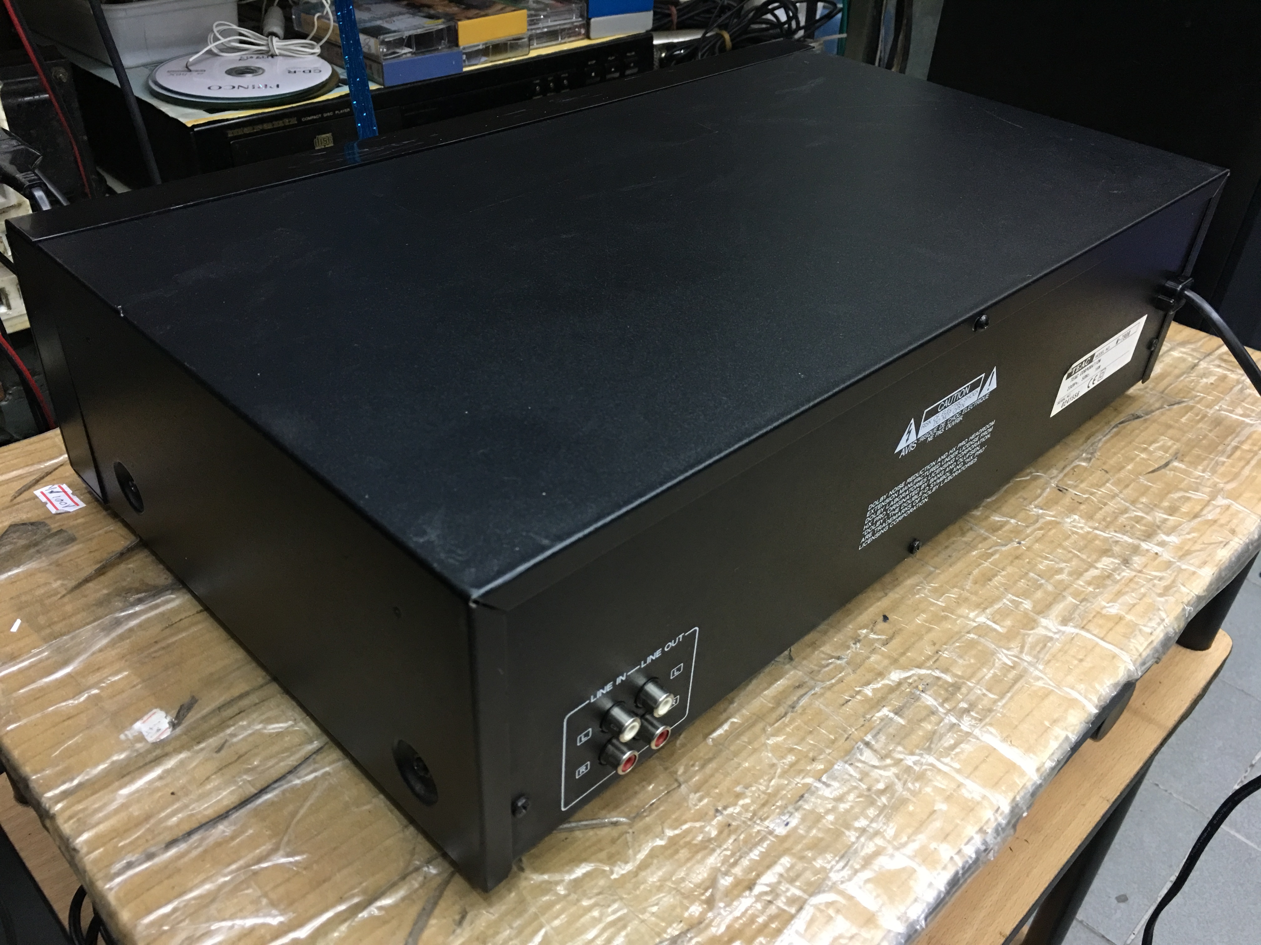 TEAC W-790R Double Cassette Deck