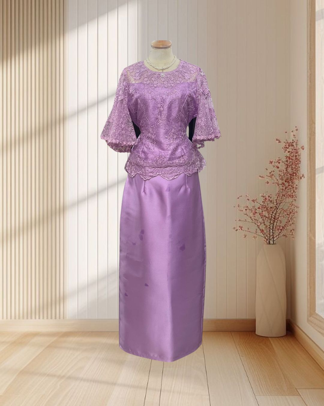 (PRE-LOVED) ชุดคุณแม่สีม่วง ผ้าลูกไม้+กระโปรงผ้าไหมเทียม ไซส์ L