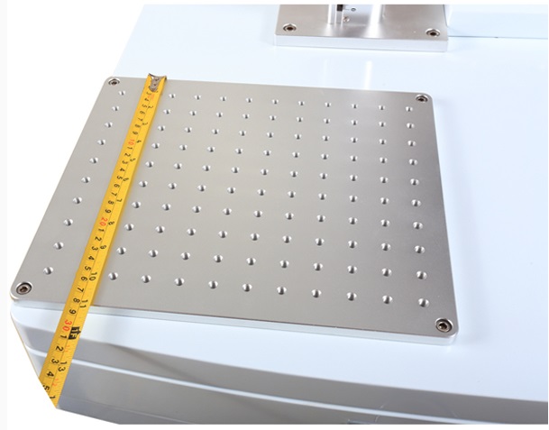 ไฟเบอร์ออฟติกส์เลเซอร์ มาคกิ้งและแกะสลัก S005 50W 300x300mm