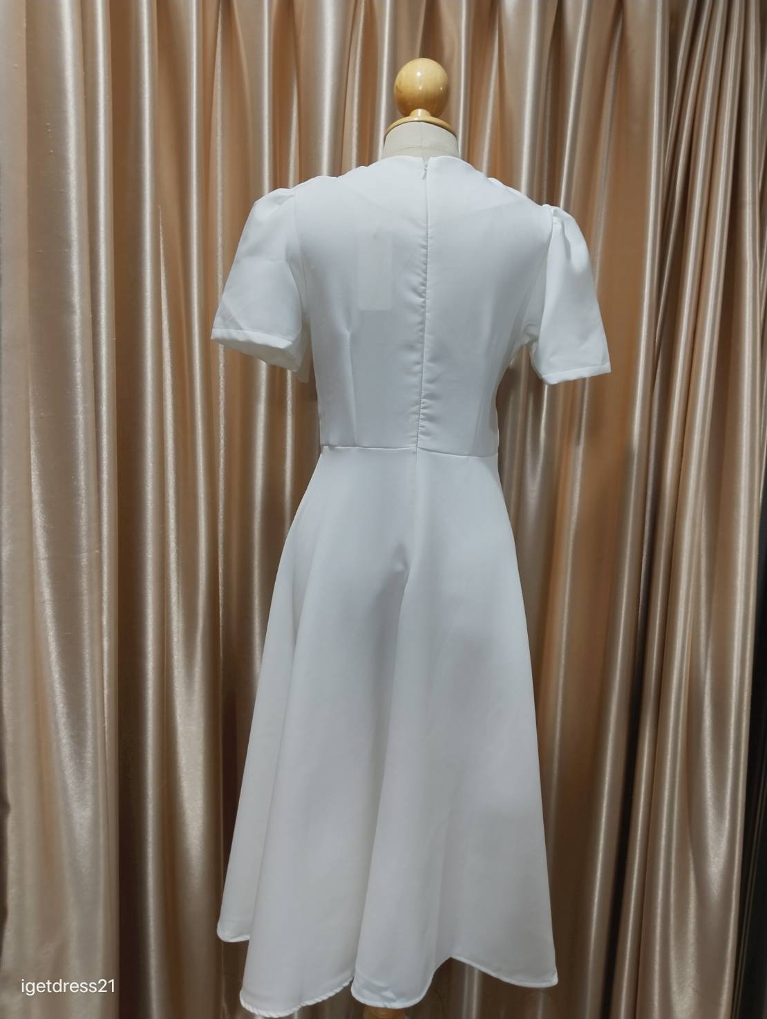 (PRE-LOVED) เดรสแต่งโบว์ สีขาว ไซส์ M