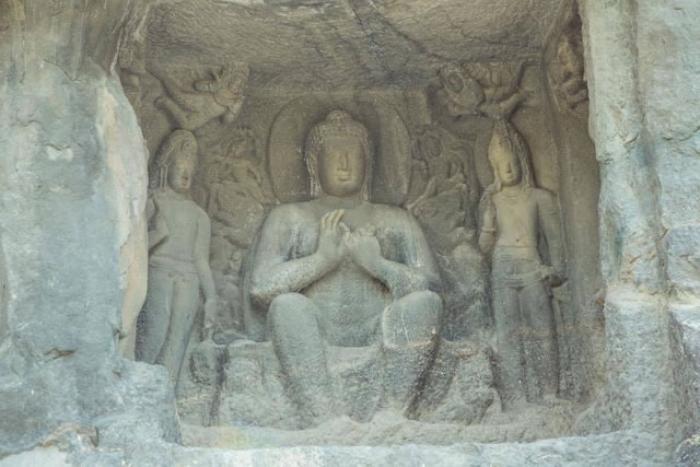 ทัวร์ถ้ำอชันต้า มุมใบ 5-10 ต.ค.2568