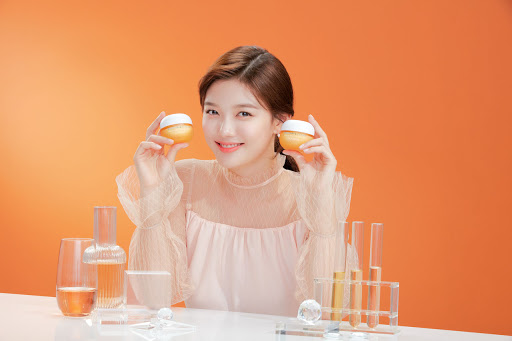 บำรุงผิวหน้าลาเนจ Laneige Radian-C Cream 30ml