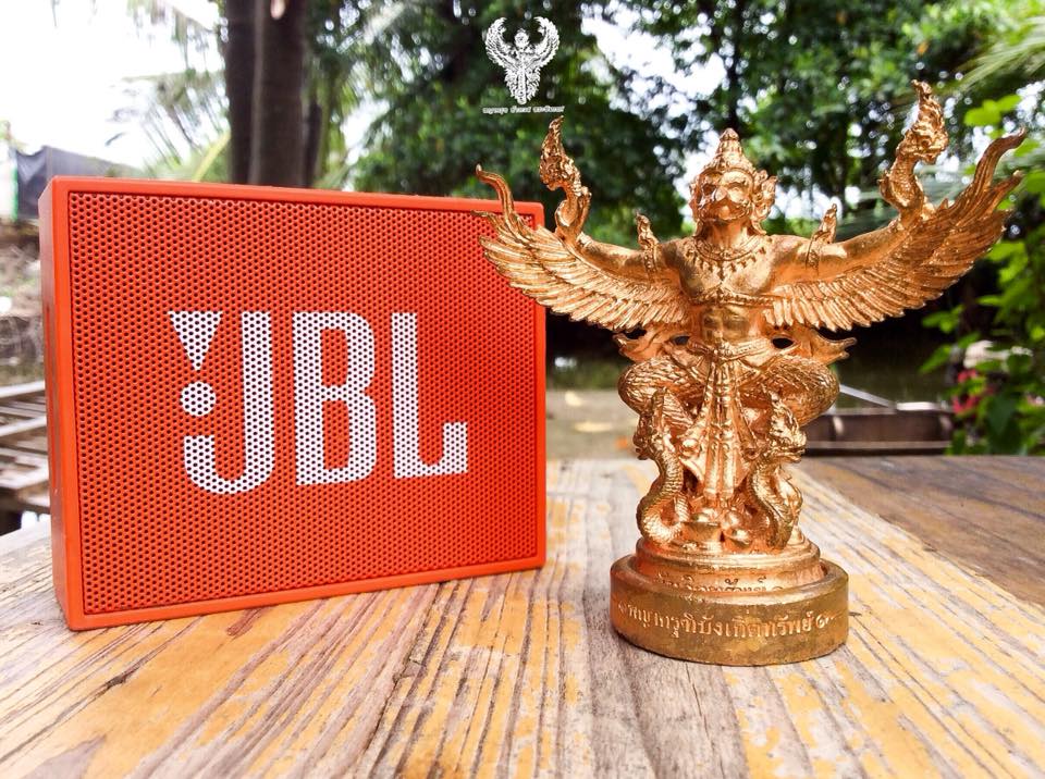 พญาครุฑบังเกิดทรัพย์ ขนาดตั้งโต๊ะ ตัดแยกจากครุฑช่อ สูง 8 cm. กว้าง 8 cm