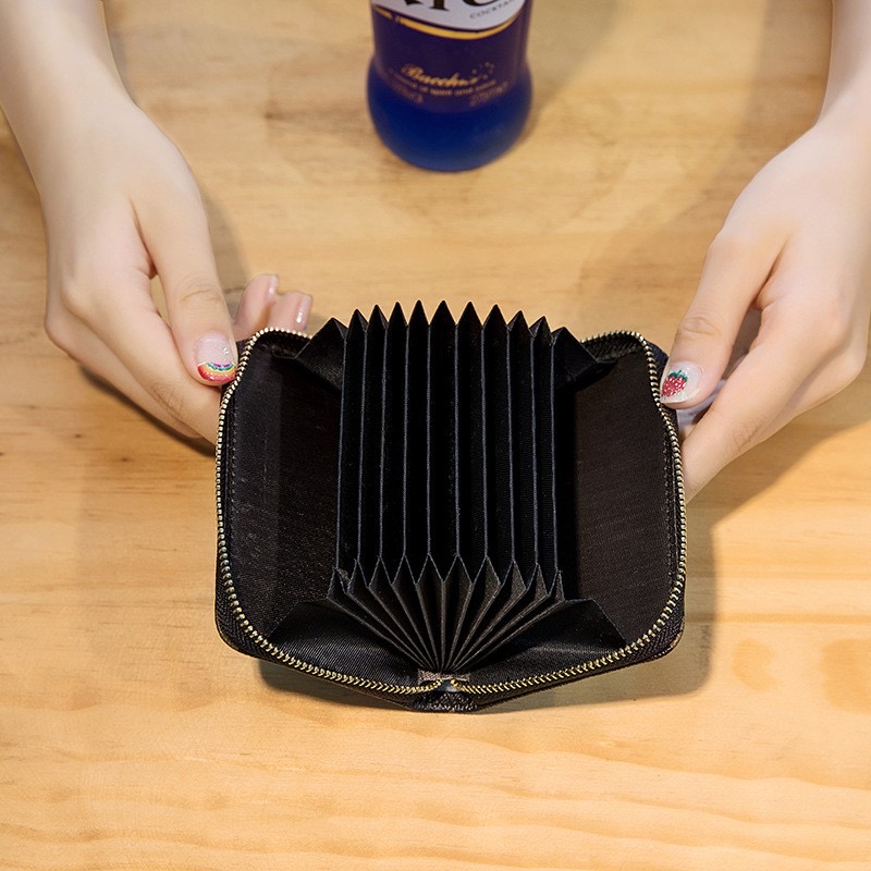 กระเป๋าสตางค์ ใบสั้น ใส่เหรียญได้ ราคา 22