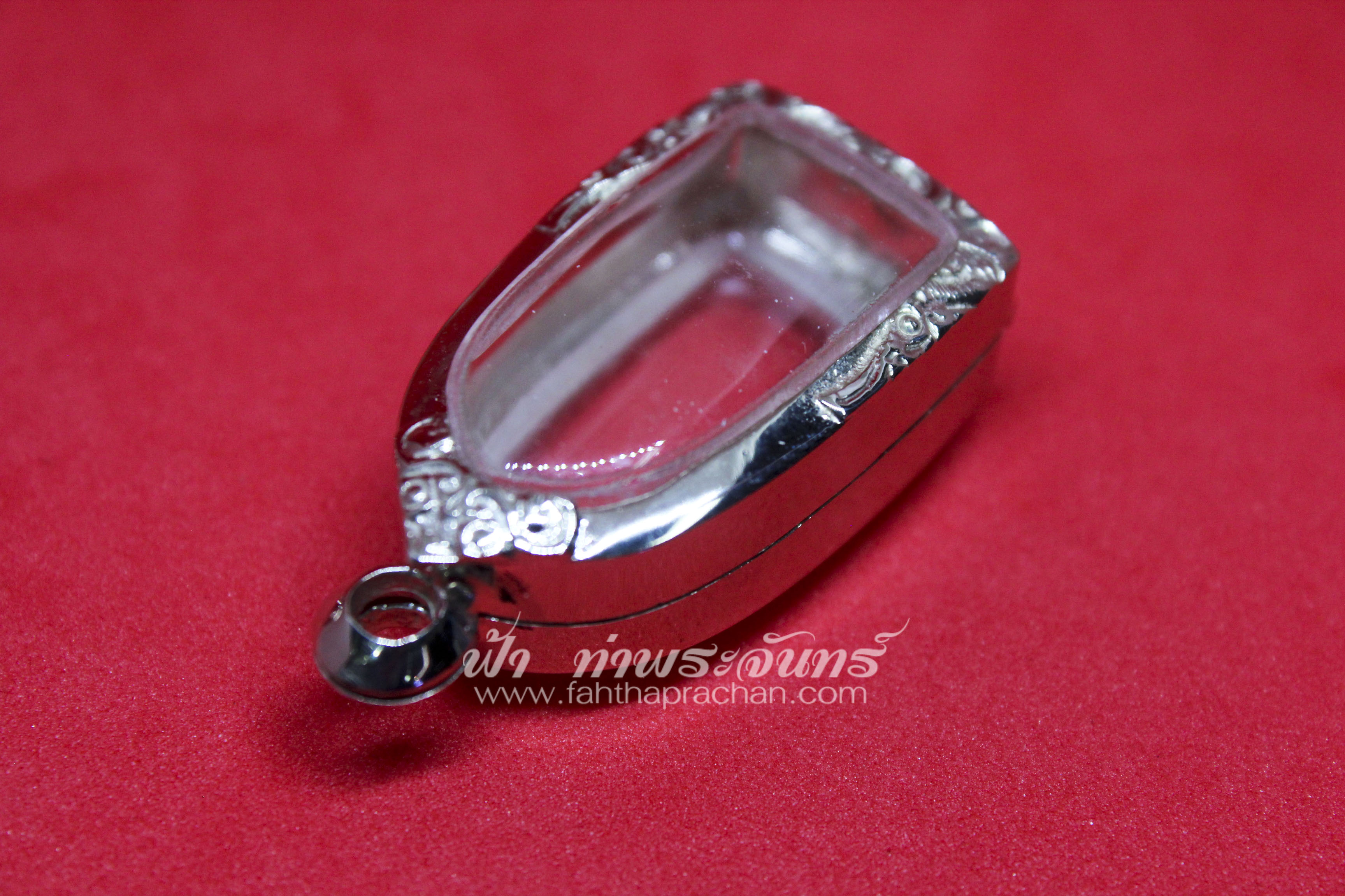 ตลับพระรอด เงินขัดเงา