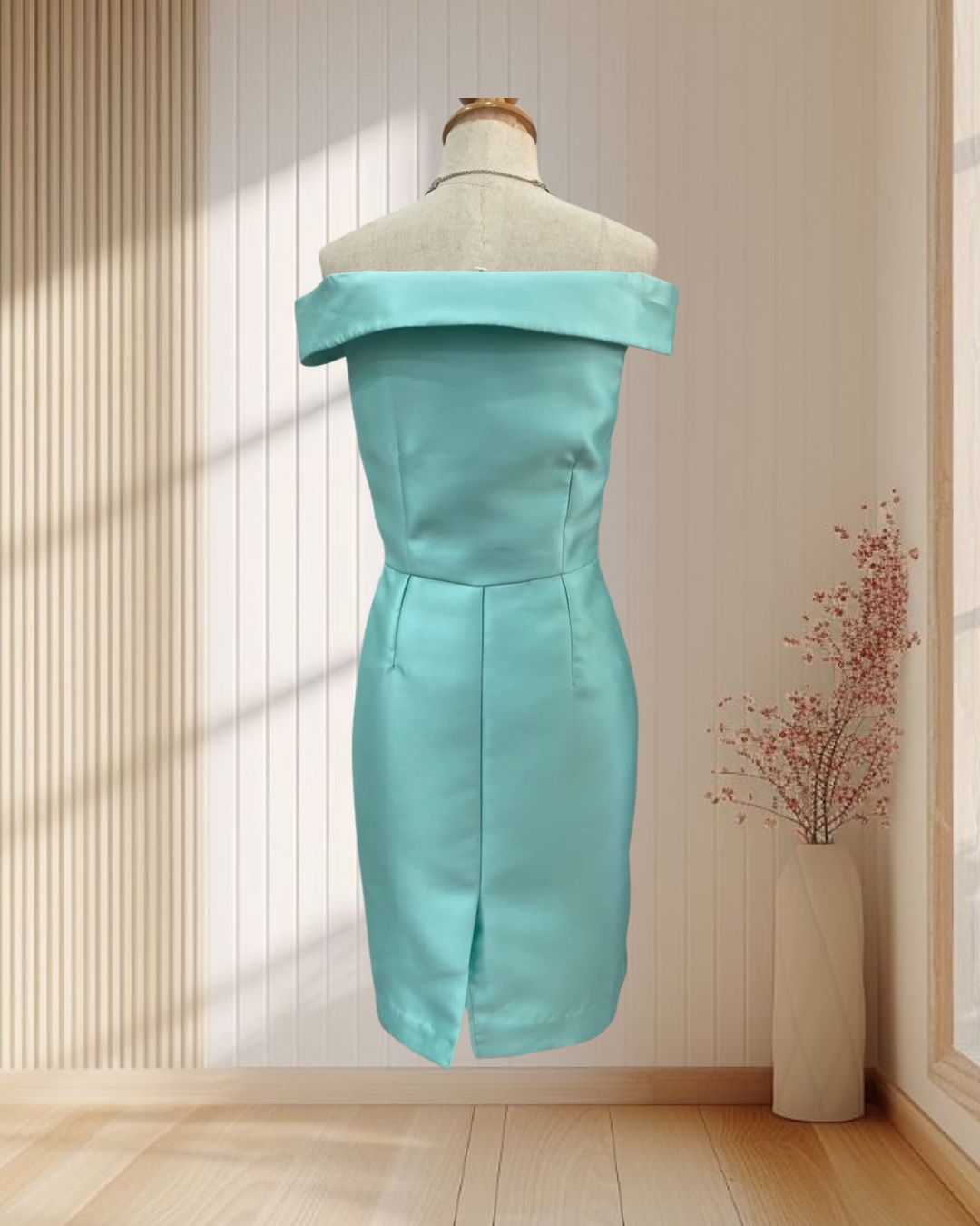 (PRE-LOVED) ราตรีสั้นสีเขียวมิ้นท์ ผ้าไหมเทียม แต่งโบว์ตรงเอว แบบราชนิกูล ไซส์ S