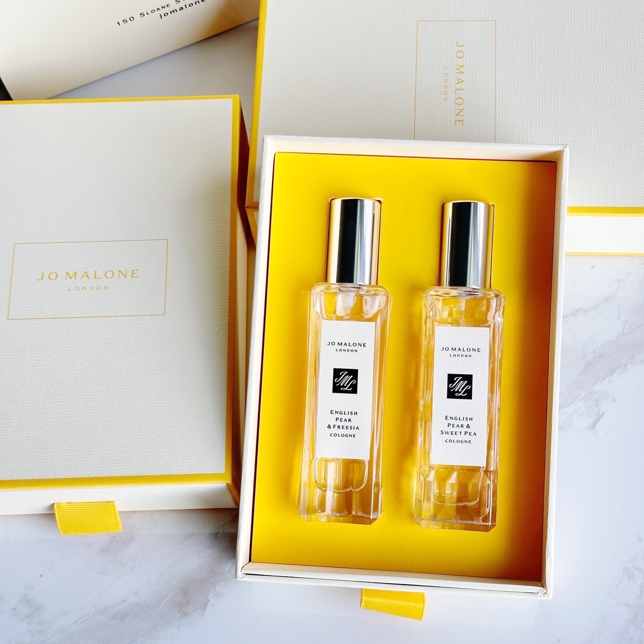 น้ำหอมโจมาโลน Jo Malone Gift Set English Pear & Freesia 30ml + English Pear & Sweet Pea 30ml