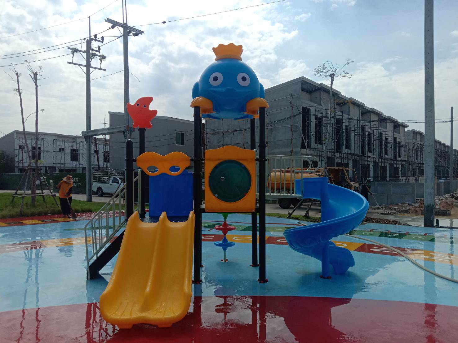 เครื่องเล่นสนาม ชุด FUNNY SEA เครื่องเล่นใต้ทะเลแสนสนุก