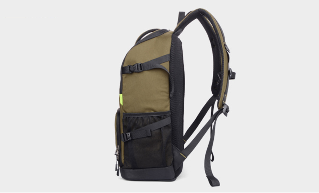 กระเป๋ากล้องสะพายหลัง Backpack สามารถใส่กล้อง เลนส์ ขาตั้งและเสื้อผ้าได้