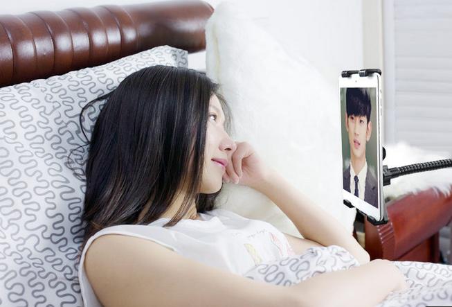 ที่หนีบ/จับ iPad หรือ Tablet (Universal Tablet Holder) (สีดำ)