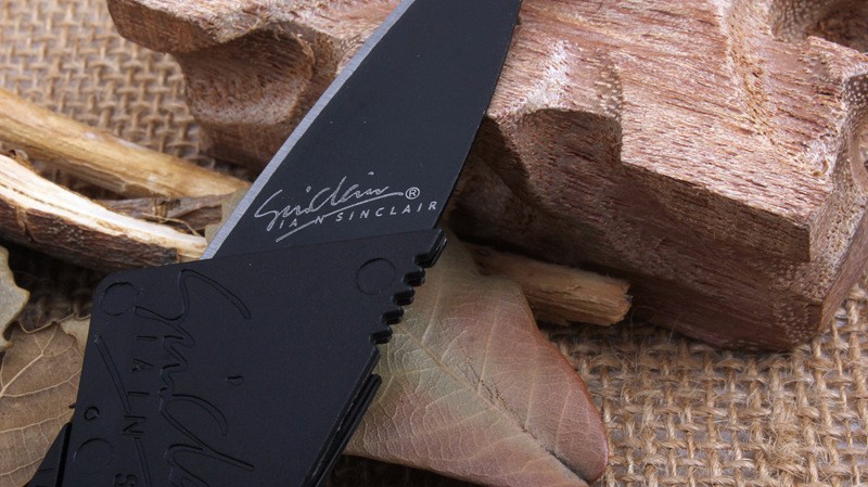 มีดพกบัตรเครดิต (Credit Card Pocket Knife)
