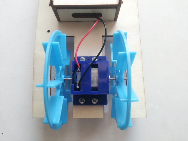 เรือของเล่น